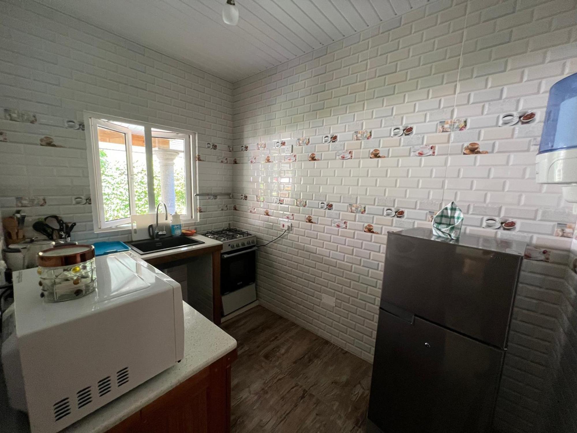 Chloe'S Cottage Self-Catering ลาดิก ภายนอก รูปภาพ